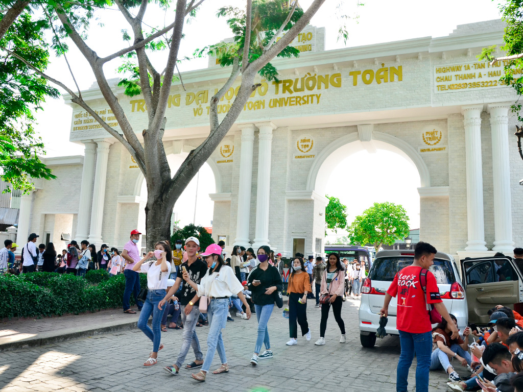 Ngay-hoi-tuyen-sinh-2019-vttu (3)